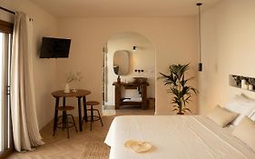 San Felipe Suites